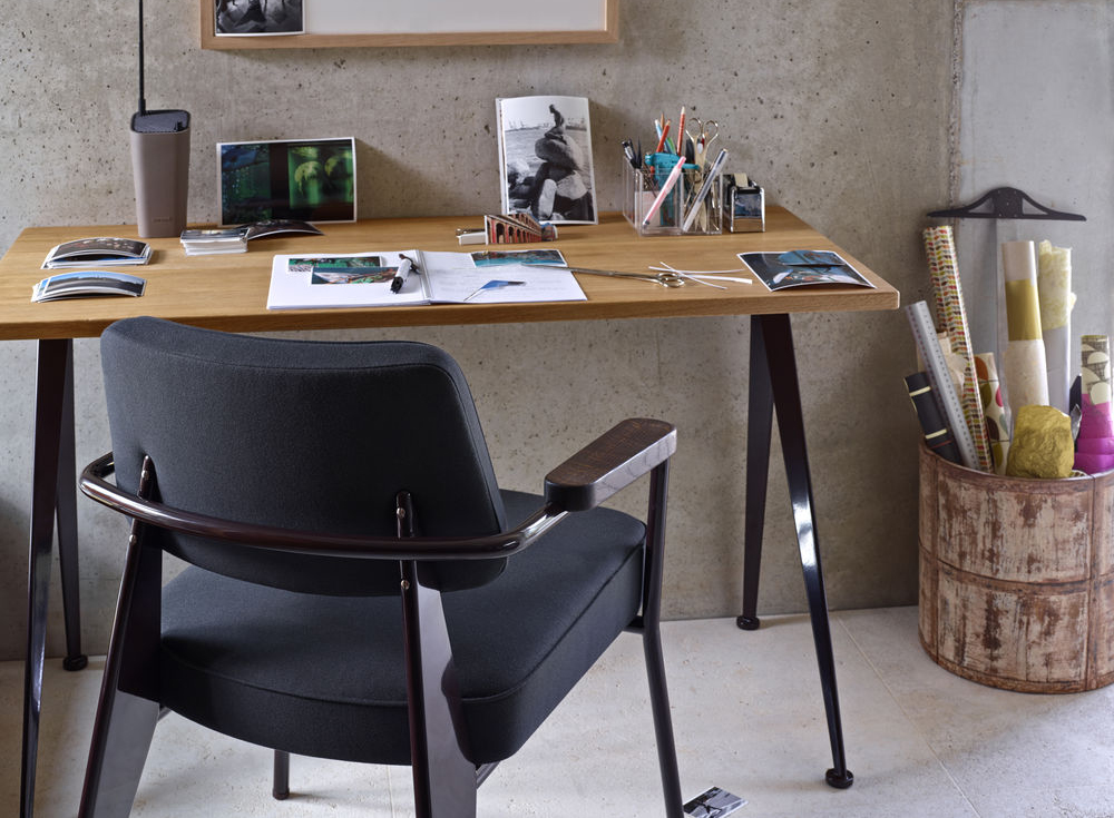 vitra／ヴィトラ／ジャン・プルーヴェ／コンパステーブル | 入荷