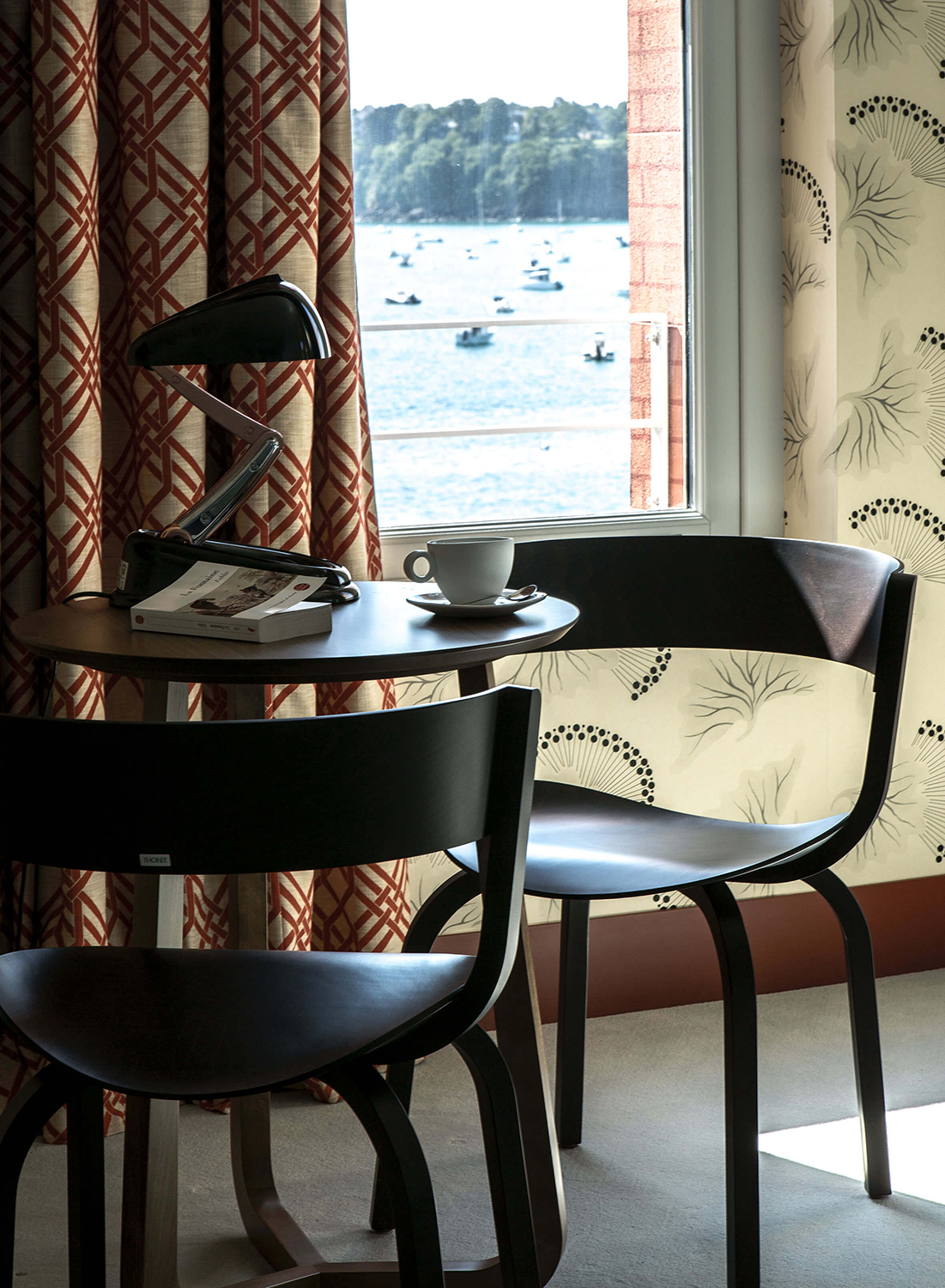 PLUS WEB CATALOG | THONET | 404F | 667-523