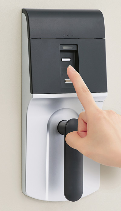 PLUS WEB CATALOG | 書庫・金庫 | 小型耐火金庫 | 40-607