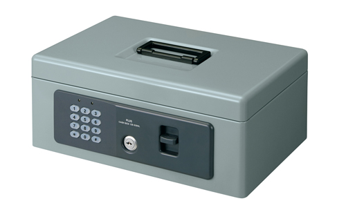 PLUS WEB CATALOG | 机上用品 | 手提金庫 | 13-111